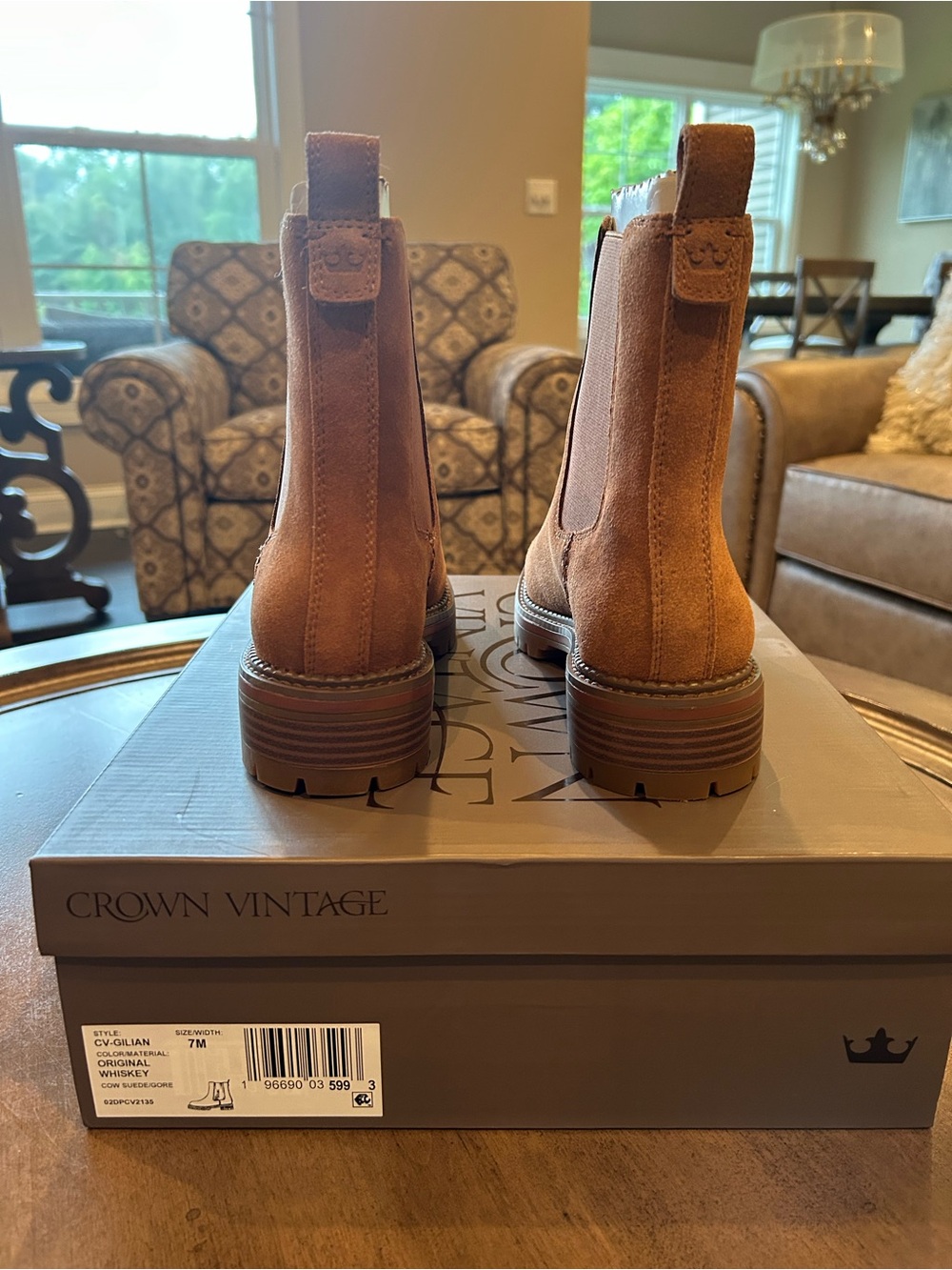 Crown Vintage Gilian Chelsea Boot Whiskey Suede Size 7 NIB - Picture 7 of 11